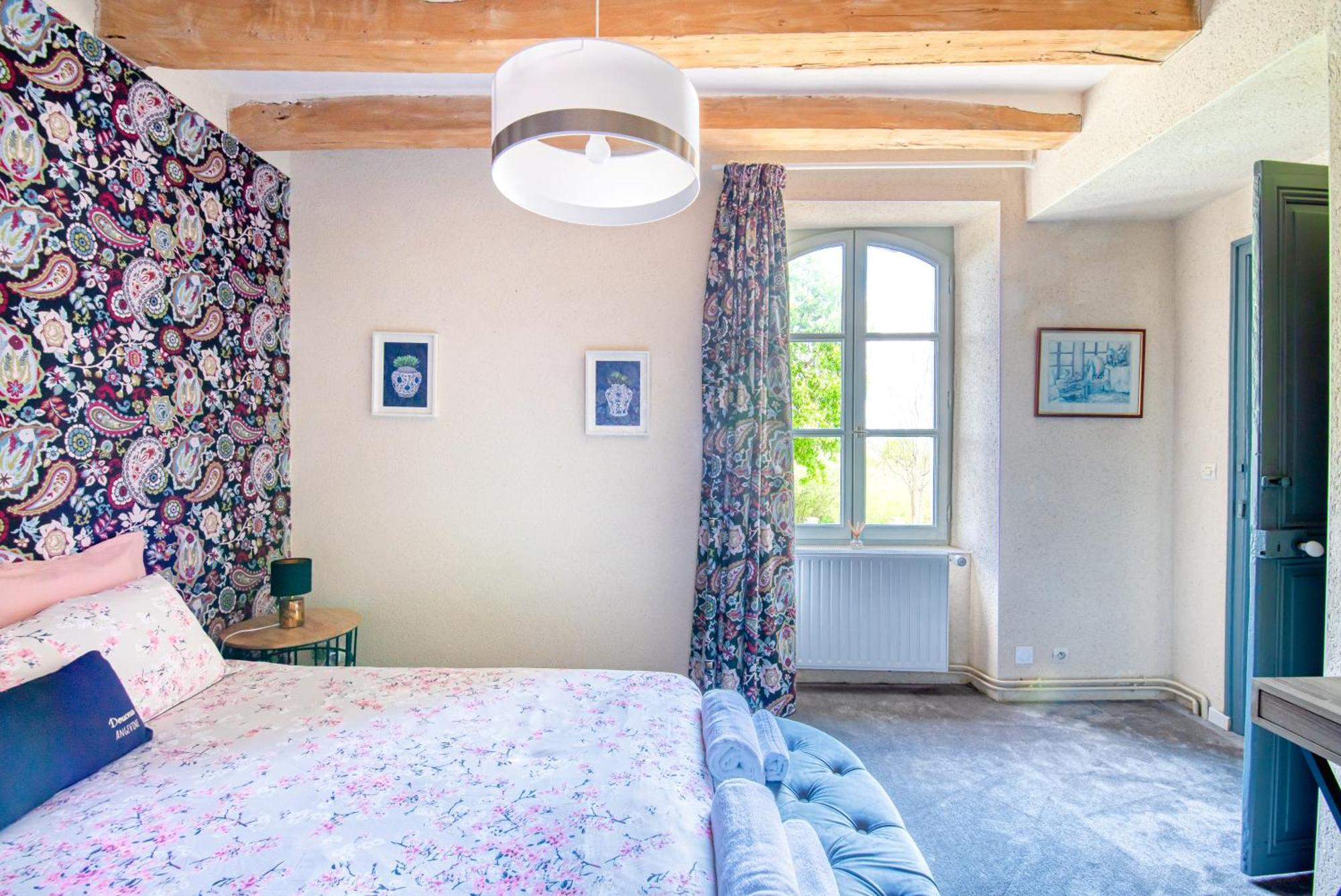 Hotel La Fontaine Du Mont Murs-Erigne Zewnętrze zdjęcie